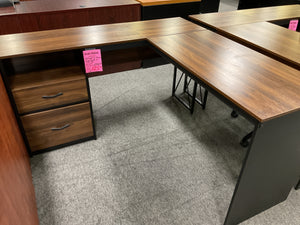 R72 20”x 56” Pecan L-shaped Lift Top Used Desk $125.00 - 1 Only!