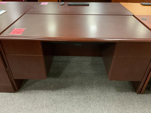 R705 30”x 60” Mahogany Lam Used Desk w/2 Files/Pencil Drawer $249.98 - 1 Only