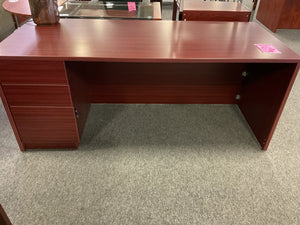 R612 36”x 72” Mahogany Lam Used Desk w/1 File $349.98 - 1 Only
