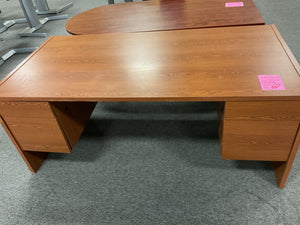 R4343 3’x 6” Oak Used Desk w/2 Files $99.95 - 1 Only