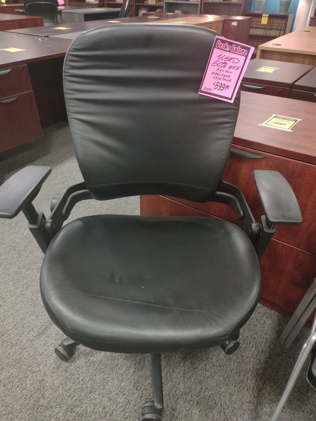 Steel Case Big & Tall Used Office Chairs $299.98 – Desks Galore