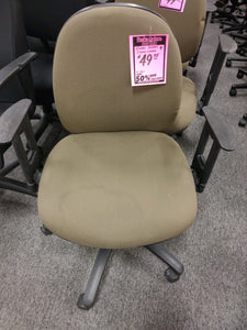 R501 Green Fabric USED Office Chair $24.98